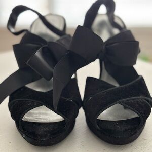 Velvet Heart black strapy heels size 9